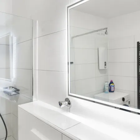 Vlnful2 Premium-Apartment Mit Balkon Und Parkplatz Muelheim an der Ruhr Exterior photo