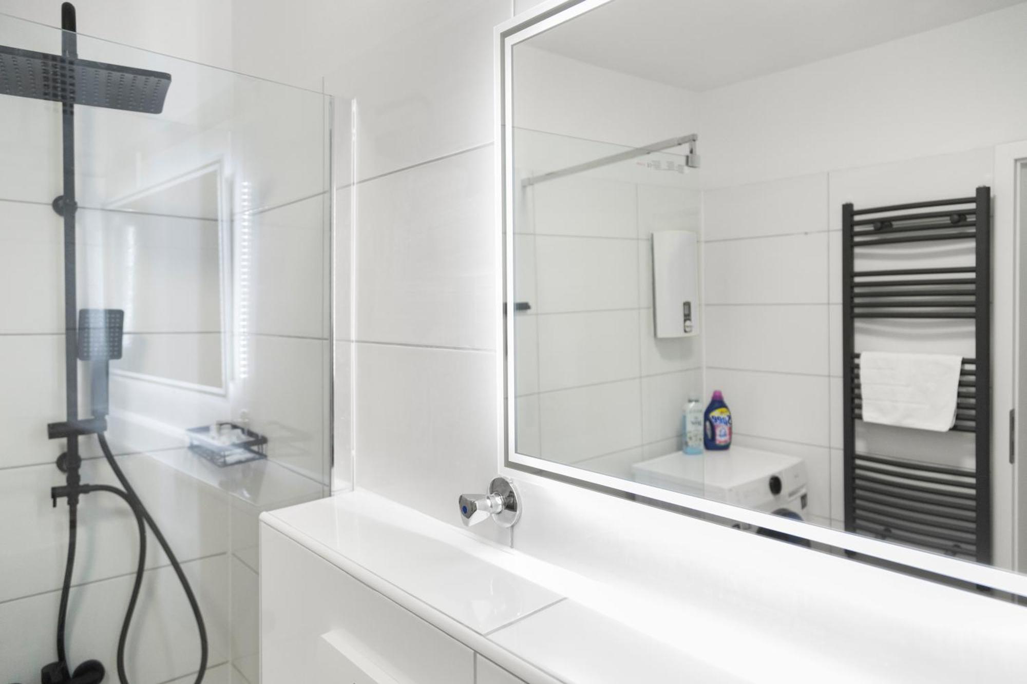 Vlnful2 Premium-apartment Mit Balkon Und Parkplatz